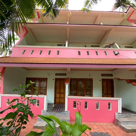 Packbag Comfort Bed & Breakfast Kovalam Exteriér fotografie