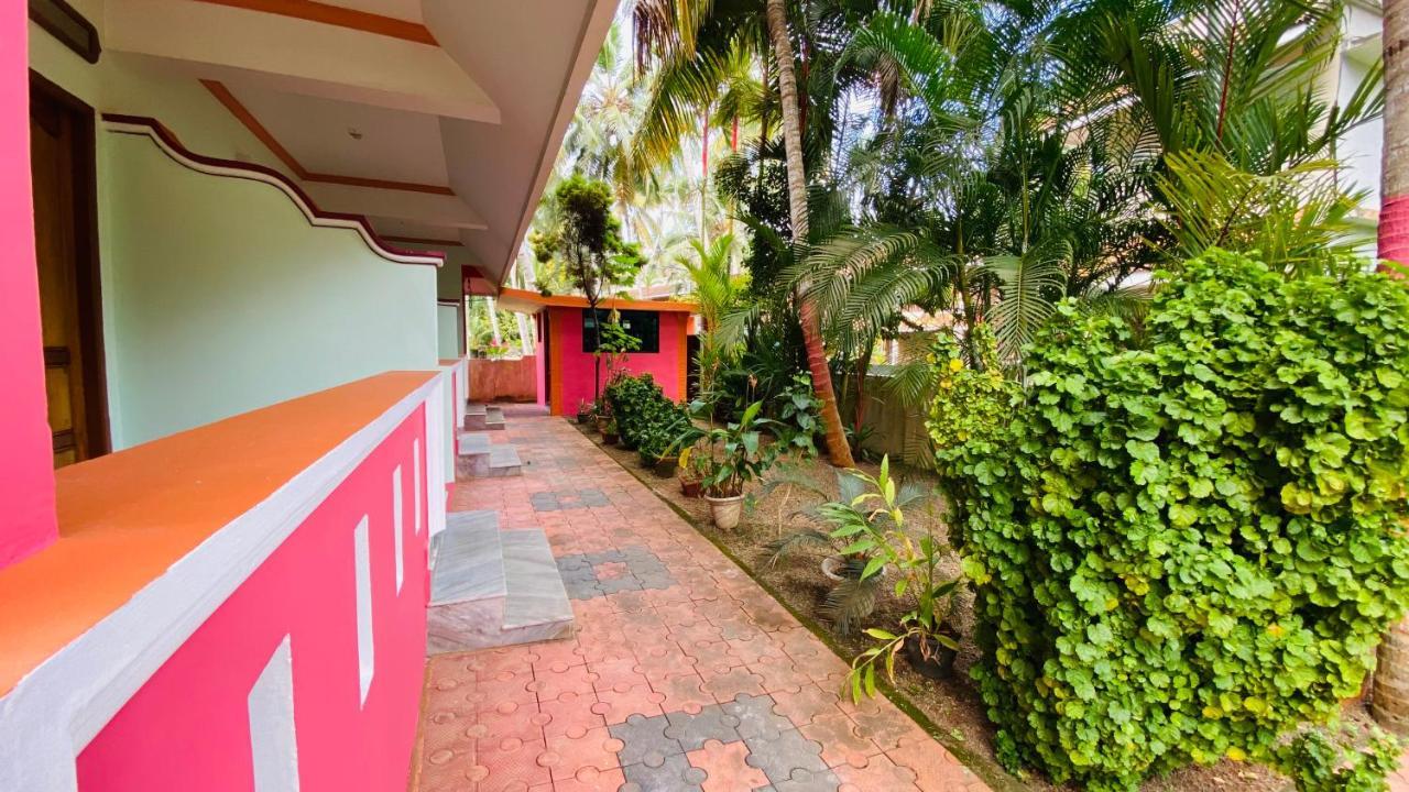 Packbag Comfort Bed & Breakfast Kovalam Exteriér fotografie