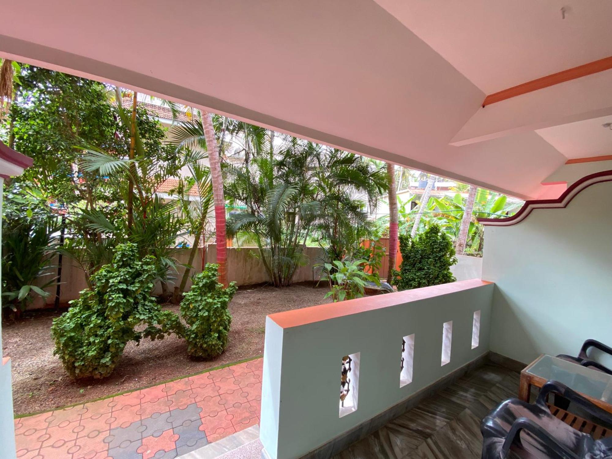 Packbag Comfort Bed & Breakfast Kovalam Exteriér fotografie