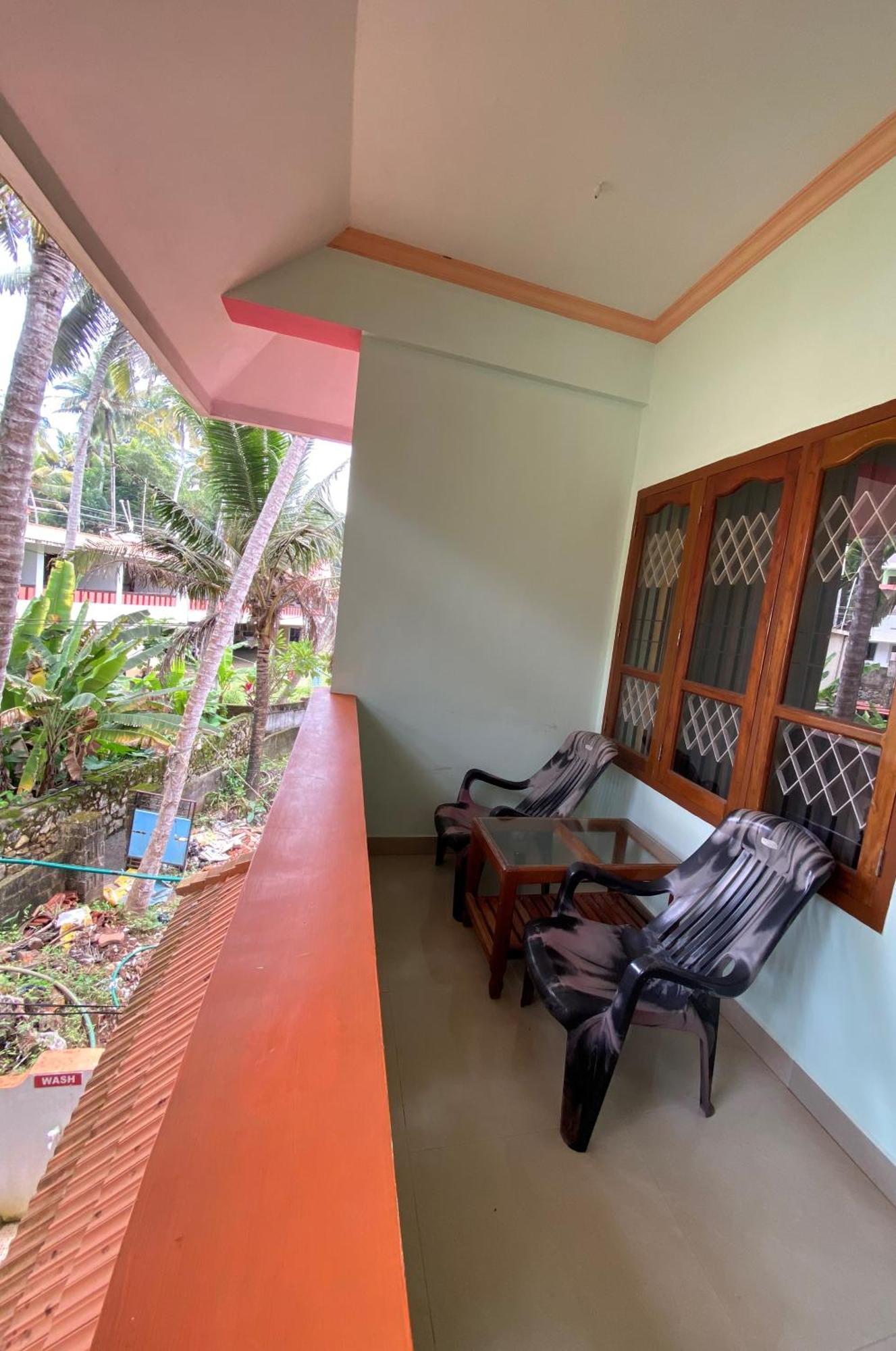 Packbag Comfort Bed & Breakfast Kovalam Exteriér fotografie