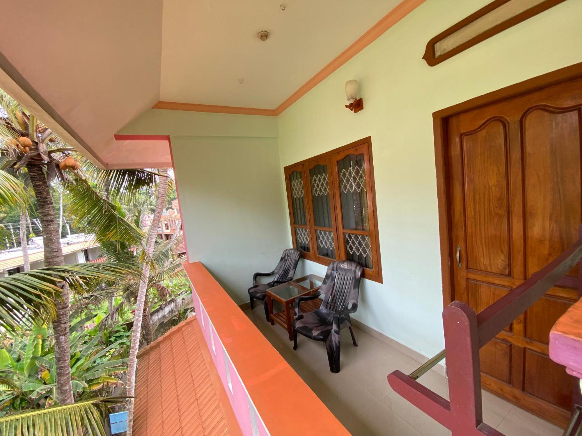 Packbag Comfort Bed & Breakfast Kovalam Exteriér fotografie